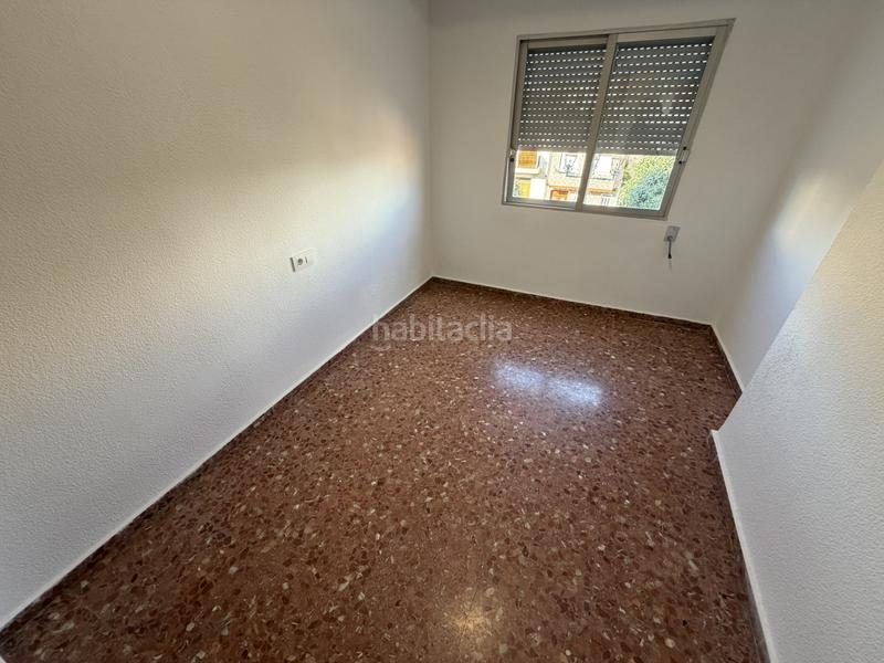 Foto 8f2f4c02-1924-4285-842d-2c79516300f8. Miete etagenwohnung in Rafelbunyol