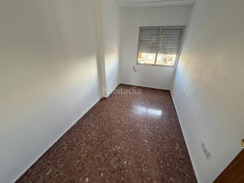 Foto b7d6d3b2-096a-46c0-8751-2b2022753d72. Miete etagenwohnung in Rafelbunyol