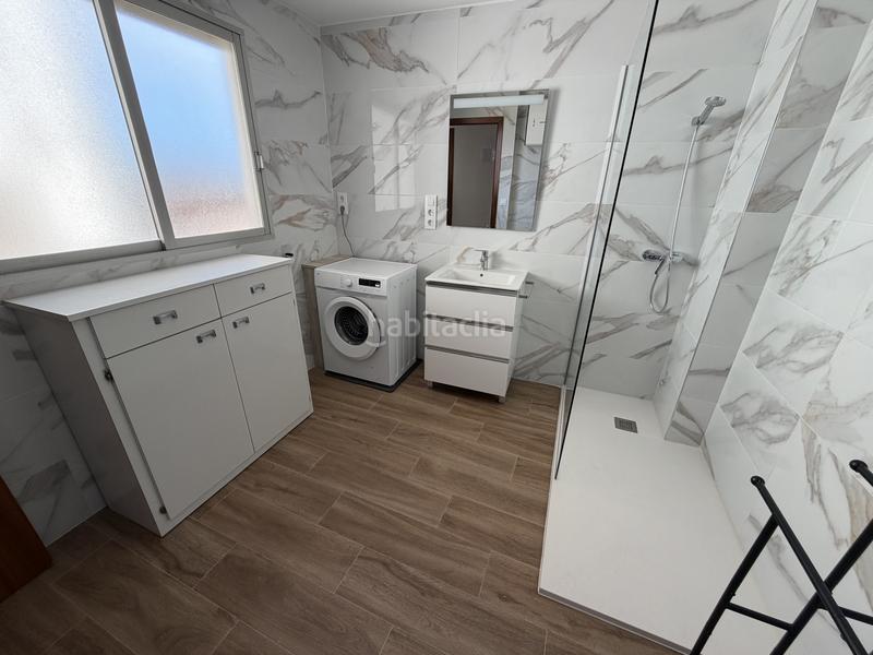 Foto bb0bf2e1-8936-4981-a93f-44d7e68e4be6. Miete etagenwohnung in Rafelbunyol