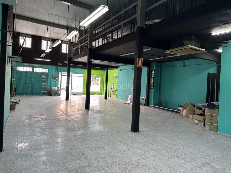 Foto 1db2e65c-54d2-4a7c-8bb6-60adbbe44747. Rent business premise in Emperador