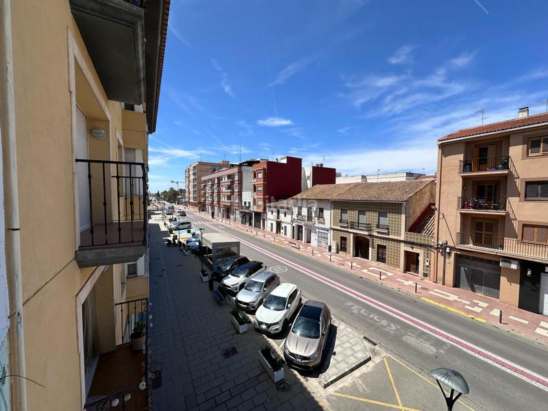 Foto 9984b86a-ef38-4f56-b314-3d544f3a1ec4. Rent business premise in Emperador