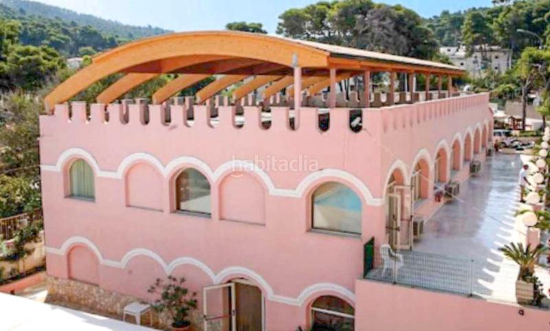 Foto fc60db55-2fde-4a5c-b810-609b6a01dd59. Edifici amb piscina a Campanet