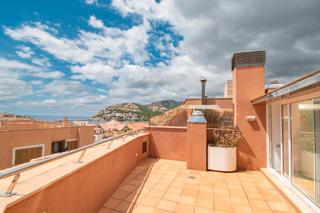 Àtic a Port D´Andratx. Excepcional y elegantge atico a estrenar con vistas al mar
