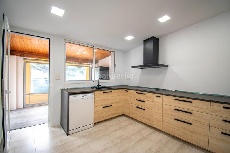 Foto 0300c3b5-33f4-4eb5-81cd-a5293d422721. Planta baixa amb xemeneia calefacció aparcament piscina a Marratxí