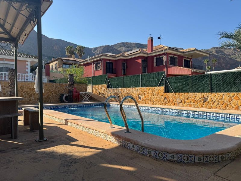 Foto e7bdea22-b2be-422a-8948-726d1e858284. Xalet amb piscina a Montepinar - La Aparecida - Raiguero Orihuela