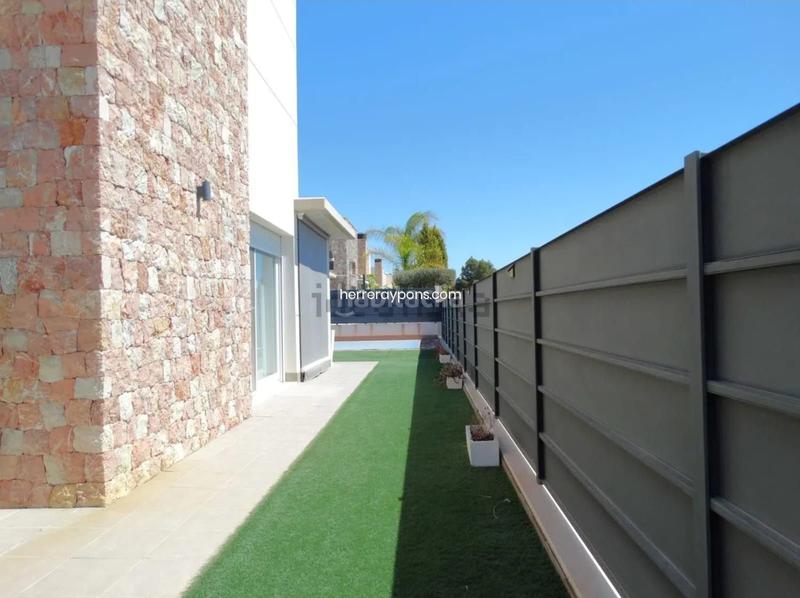 Foto d798a964-6e0f-4fad-b994-9d1db8dbc9f3. Chalet mit parking pool in La Alcayna Molina de Segura