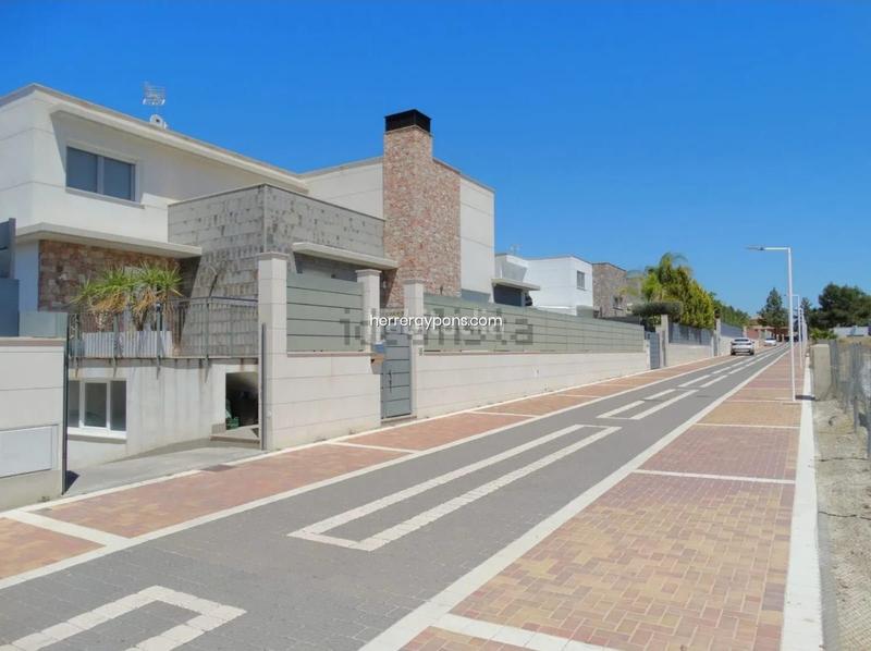 Foto e3477d72-e937-4ad4-a338-eefa43b4b4c0. Chalet mit parking pool in La Alcayna Molina de Segura