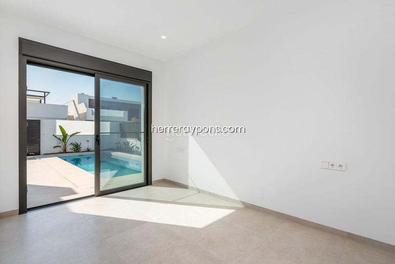 Foto 55f7e83c-0164-4727-9146-9781af2f3d0f. Chalet en Las Lomas de Rame-Bahía Bella Alcázares (Los)