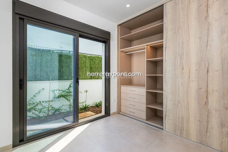 Foto 07b0dab4-7a5b-412d-b8c0-90ff8870dc00. Chalet dans Las Lomas de Rame-Bahía Bella Alcázares (Los)