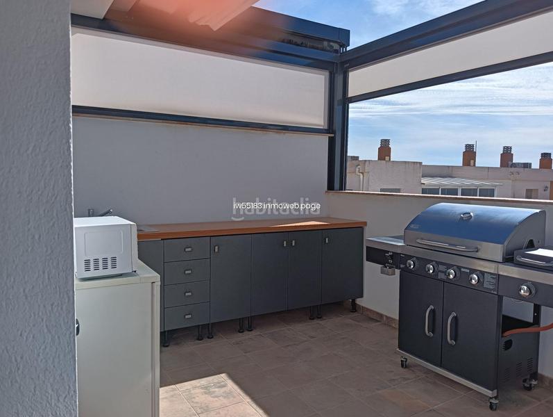 Foto 3388782b-cc87-452a-8879-31dc4e326c25. A tre livelli con parcheggio piscina in Los Secanos Guardamar del Segura