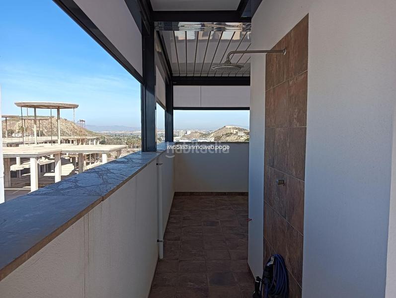 Foto 5ad45192-9136-4dd6-a107-67874eeb6c51. A tre livelli con parcheggio piscina in Los Secanos Guardamar del Segura