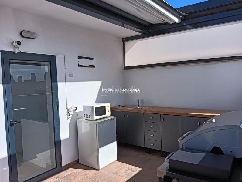 Foto 8a7bf23b-e295-49f2-b012-ffe5fbeab541. A tre livelli con parcheggio piscina in Los Secanos Guardamar del Segura