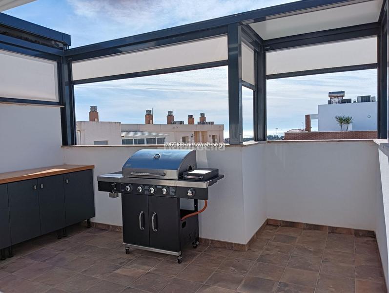 Foto a443b459-3941-4c53-8687-7c3f800a1650. A tre livelli con parcheggio piscina in Los Secanos Guardamar del Segura