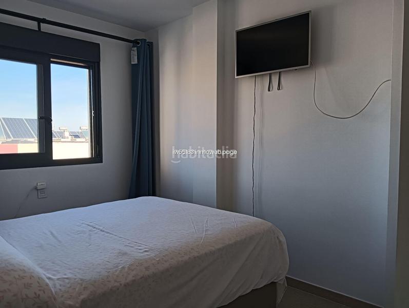 Foto e9d9b5a8-49fe-4d9b-a144-e4345b2936b8. A tre livelli con parcheggio piscina in Los Secanos Guardamar del Segura