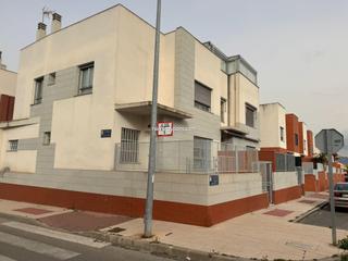 Dúplex a Guadalupe. Duplex en guadalupe