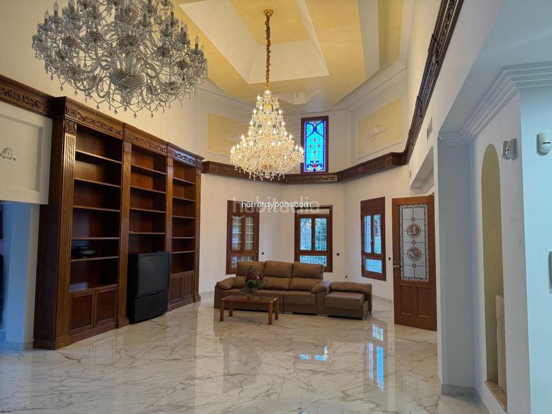 Foto c14fab46-bdd8-4fa2-994e-e209179732cc. Xalet amb aparcament piscina a Altorreal - El Chorrico Molina de Segura