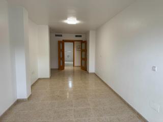 Appartement à Avenida de la libertad en casillas 73. Piso amplio de 3 dormitorios en casillas