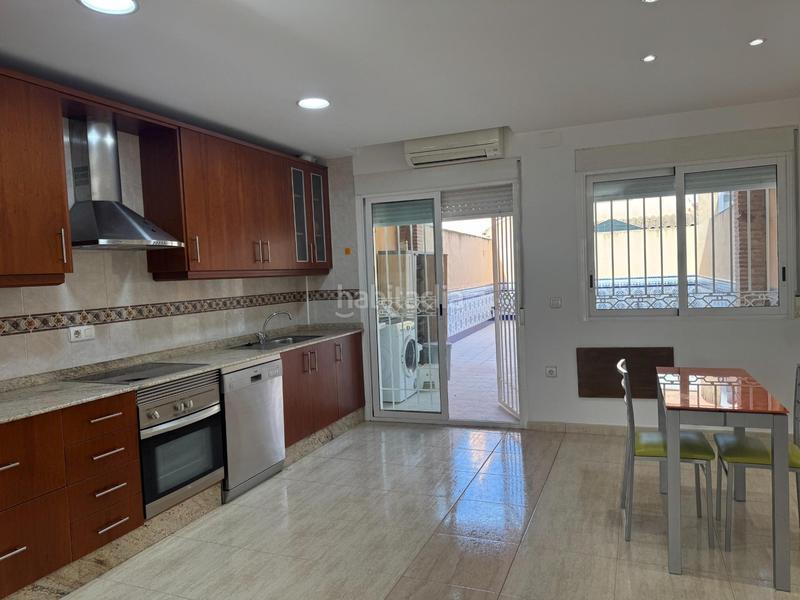 Foto 104b22d5-58cb-4906-9896-d6c1929e68a3. Casa amb aparcament a Barrio del Progreso Murcia