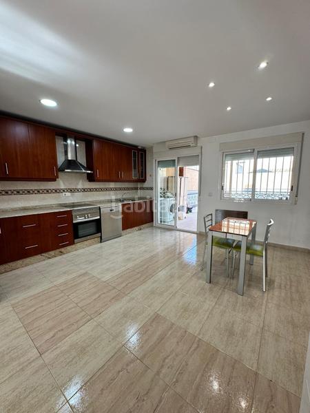 Foto 21d504b8-aa0a-4491-a76d-7f953eca26b7. Casa amb aparcament a Barrio del Progreso Murcia