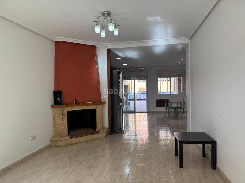 Foto 2d35beaa-9277-49d0-ba2d-306d710b8526. Casa amb aparcament a Barrio del Progreso Murcia