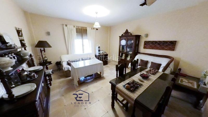 Foto 05f72b56-b5fe-4ca2-99ab-e73e5083e9a7. Casa adosada en Guillena