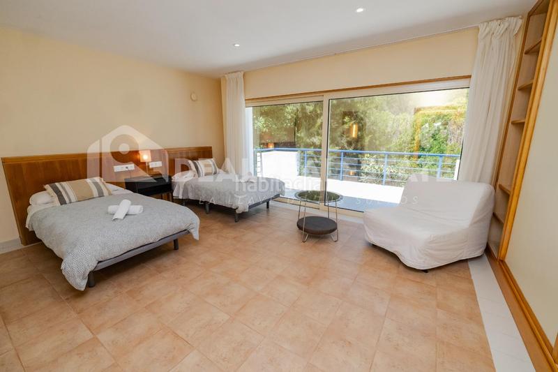 Foto 3af21a9b-bb6a-40fc-96db-def5f91a05ed. Chalet mit heizung parking in El Cuartón - El Bujeo Tarifa