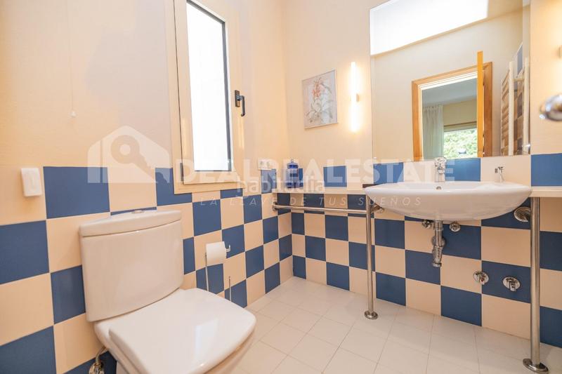 Foto 3e62ef3d-1051-44a8-9ebe-79d880f80ec5. Chalet mit heizung parking in El Cuartón - El Bujeo Tarifa