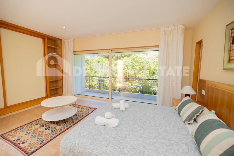 Foto 4c1e0de1-b7a3-4ae8-a445-30ad8a47c6e7. Chalet mit heizung parking in El Cuartón - El Bujeo Tarifa