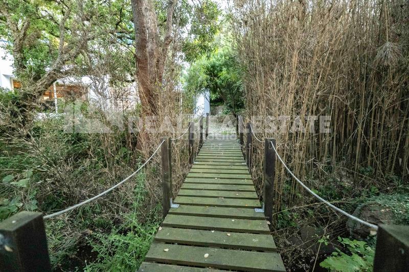 Foto ed6ce23d-5880-41d8-bf51-a22f9f3bc99a. Chalet mit heizung parking in El Cuartón - El Bujeo Tarifa