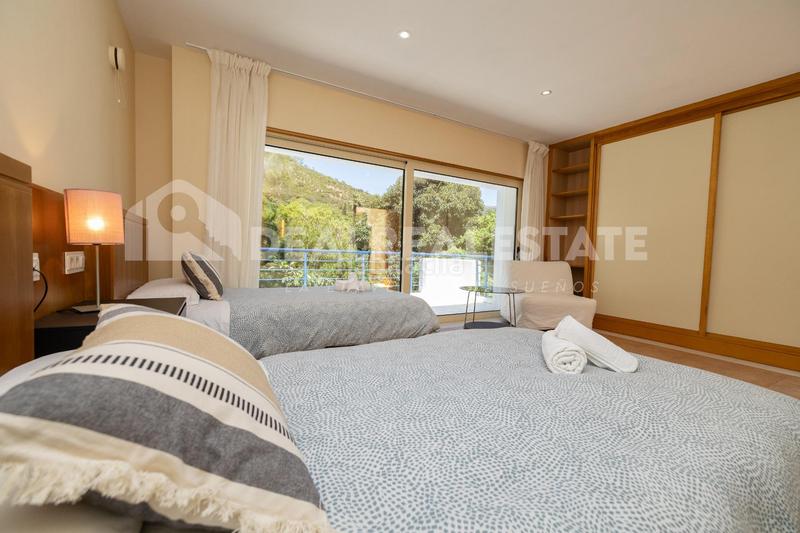 Foto 88285378-bfe0-40bb-85f4-cd9aada42b95. Chalet avec chauffage parking dans El Cuartón - El Bujeo Tarifa