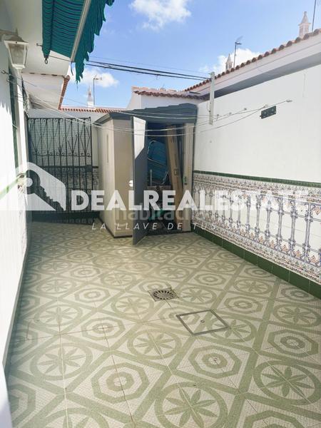 Foto 679ff0f8-9be3-400c-a9f7-e820d3f50ad9. Casa aparellada amb aparcament piscina a Caño Guerrero Almonte