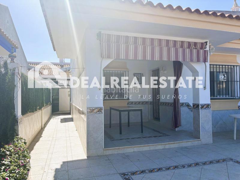 Foto 9f7fd404-7e5a-4604-9e75-70405d112a7f. Casa aparellada amb aparcament piscina a Caño Guerrero Almonte