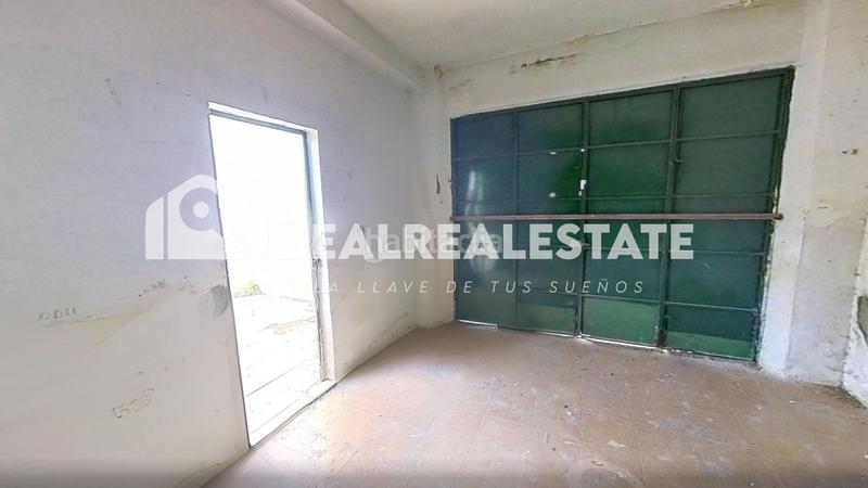 Foto 5aef1e41-7fb9-45ac-a1d2-8bb2759dff8b. Haus mit parking in Brenes