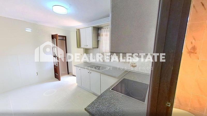 Foto 5313e818-07ae-48d2-a3b8-32529b656dcb. Maison avec parking dans Brenes