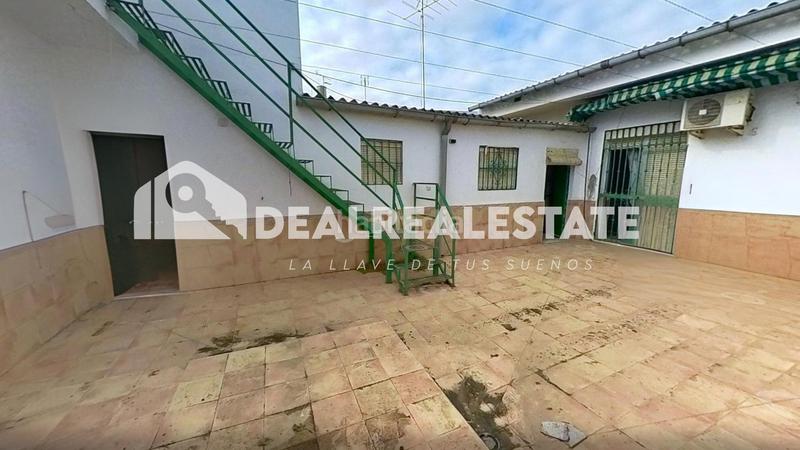 Foto 68c27094-2190-4e20-b72d-d44b0a5c2c11. Maison avec parking dans Brenes