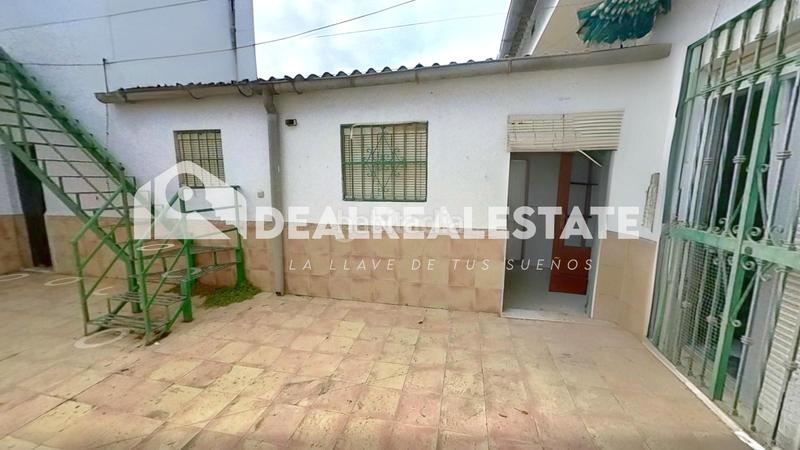 Foto c830f967-e6a7-4b38-a7e1-b227c1ea54ed. Maison avec parking dans Brenes