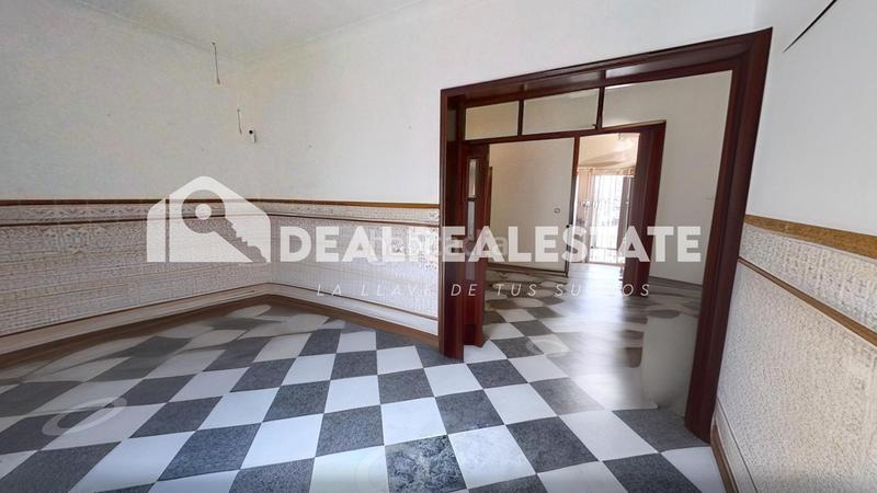 Foto e0d1cb28-1baa-4611-aa15-b959406b0645. Maison avec parking dans Brenes