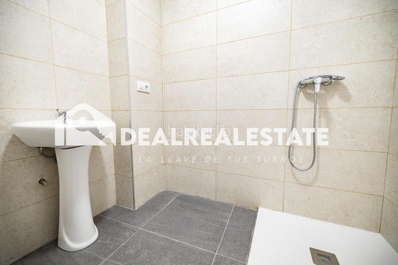 Foto f3663a68-ed80-46b4-9a60-abc994a2f48d. Piso en Algaba (La)