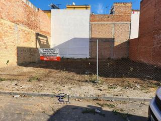 Terrain résidentiel à Calle miño 23. Leader real estate dispone en exclusiva de un terreno en la alga