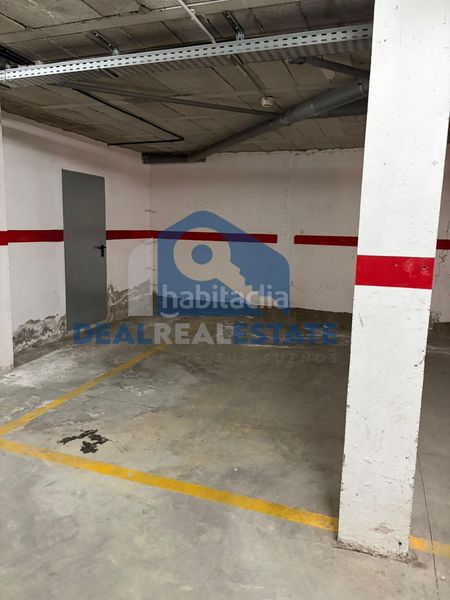 Foto 0f253063-478d-4478-8564-077a96bc4fea. Parking coche en calle rodriguez de la borbolla 50 en Algaba (La)