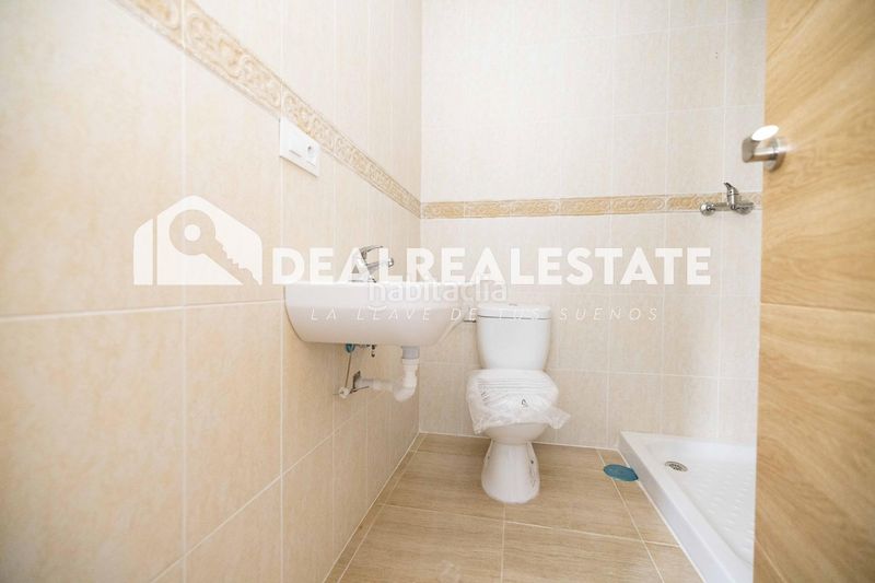 Foto a303947f-a915-47d3-bba7-479cd9006494. Piso en Torre de la Reina Guillena