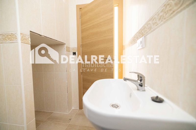 Foto a933a9b8-5ddd-4eef-a384-8ad648d9c068. Piso en Torre de la Reina Guillena