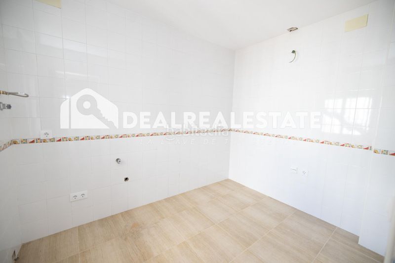 Foto d5763ddb-b942-4b51-a338-c1a0278680c7. Piso en Torre de la Reina Guillena
