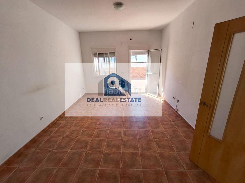 Foto 0229931c-1b32-4158-bc57-8462c655e925. Casa amb aparcament a Burguillos