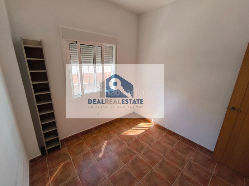 Foto 52ab2f2c-c5ce-45e7-8126-754aeb8d1302. Casa amb aparcament a Burguillos