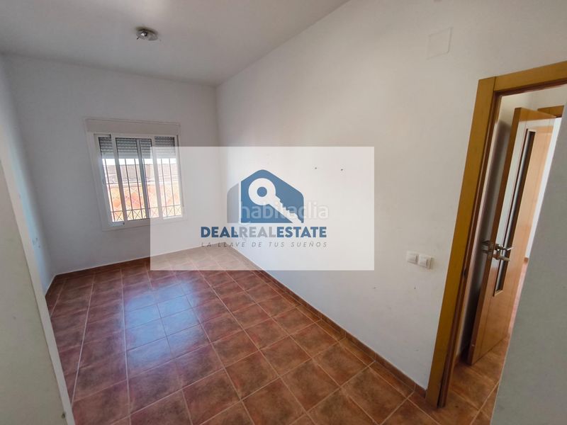 Foto 77f65d34-e604-46b0-b581-9e1fec47bd45. Casa amb aparcament a Burguillos
