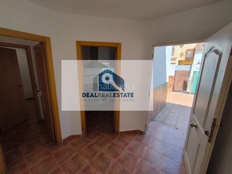 Foto d300d982-0fd9-46f9-b5d2-5fecbe2a5169. Casa amb aparcament a Burguillos