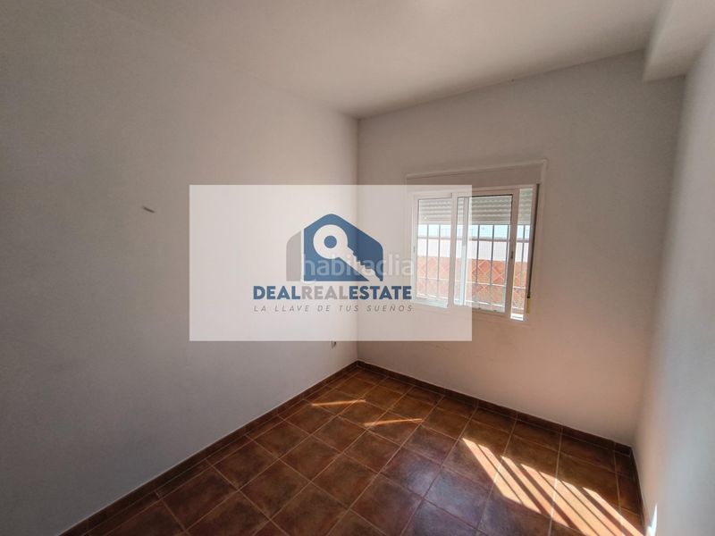 Foto ed3bf70a-5209-4720-a3d6-a9af00704566. Casa amb aparcament a Burguillos