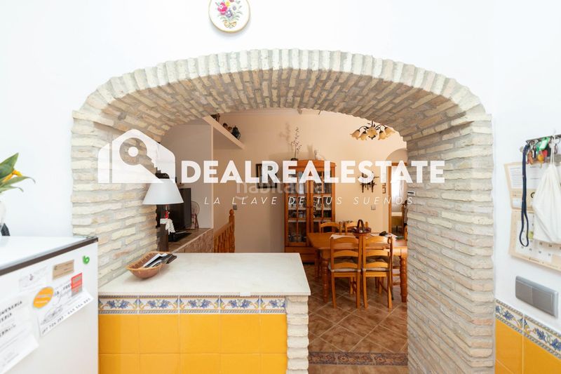 Foto fea44be8-4c26-46e4-a63b-626f03ba1a98. Casa amb aparcament a Burguillos