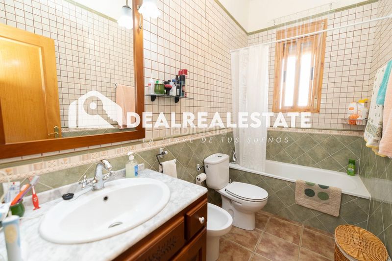 Foto 83a53208-5463-4b37-af03-7bb8c3b03dbd. Maison avec parking dans Burguillos